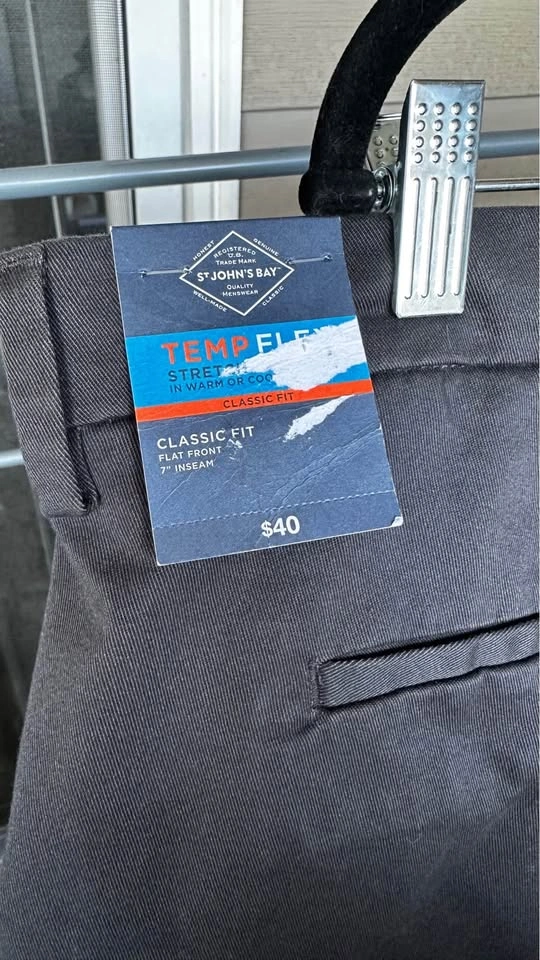 St. John's Bay Men's Shorts - photo 4