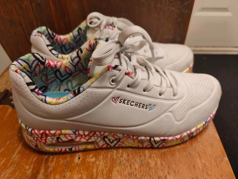 Size 10 Skechers with Colorful Hearts - photo 2