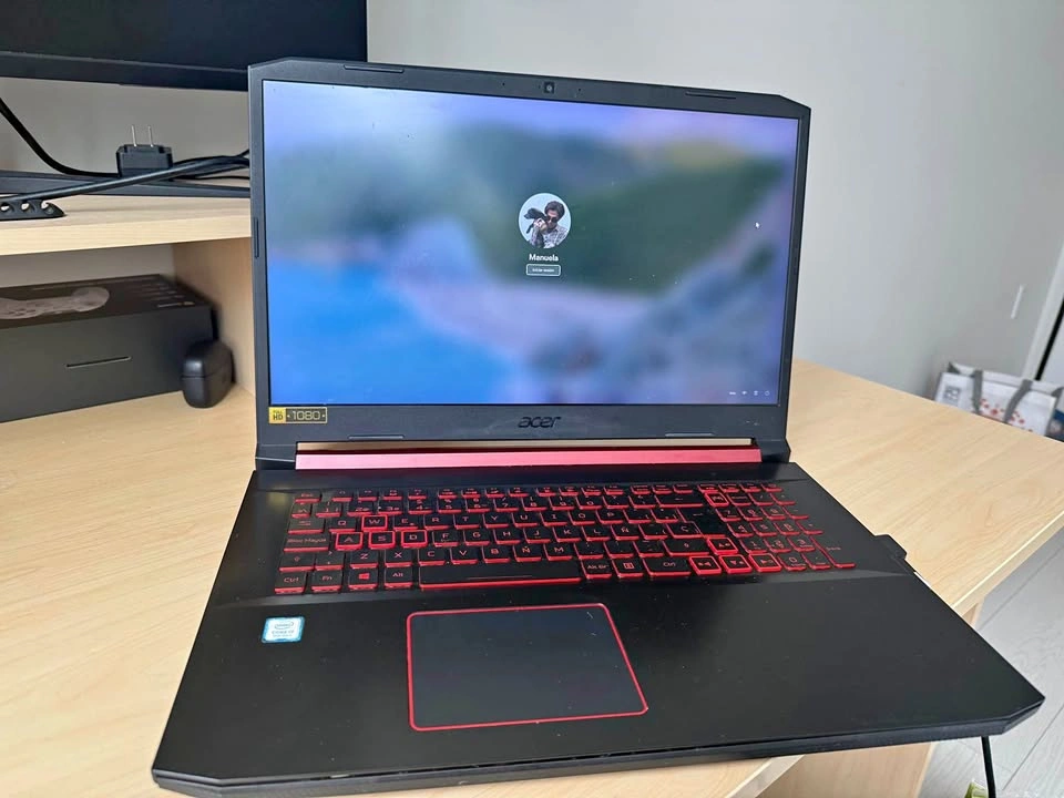 Acer Nitro 5 Gaming Laptop – i7 / GTX 1650 / 16GB RAM / SSD + HD