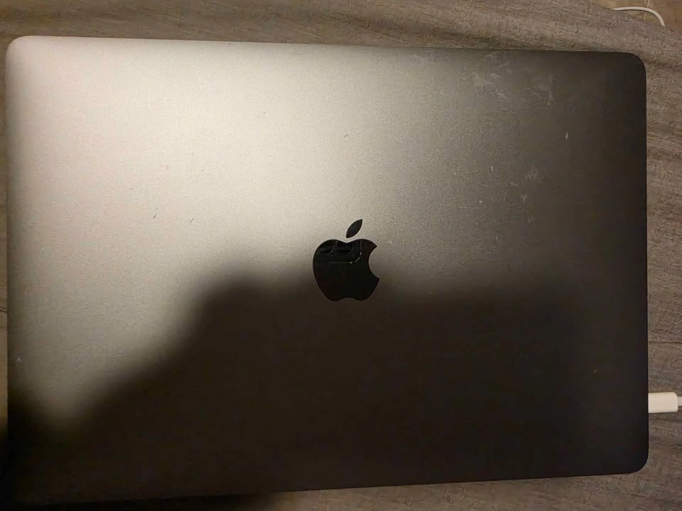 Macbook Pro (2019) 13-inch (Please read the Description) - photo 3