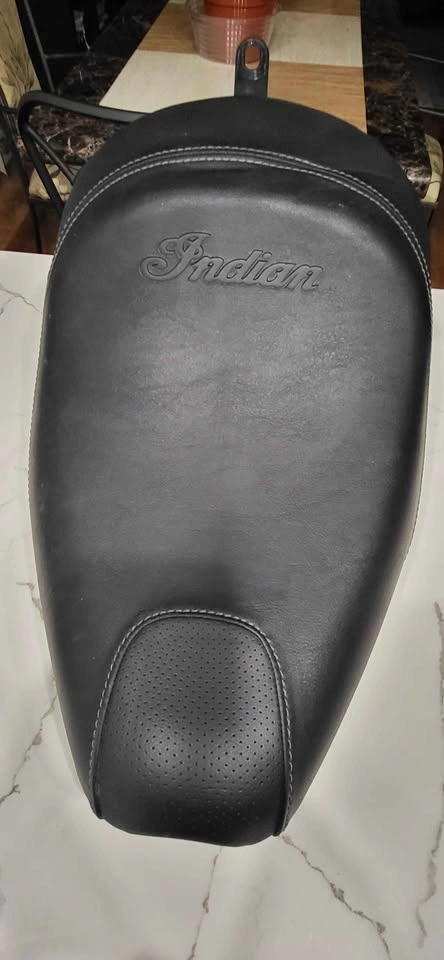 Air filter housing and filter for 2023 Indian Chief - photo 4