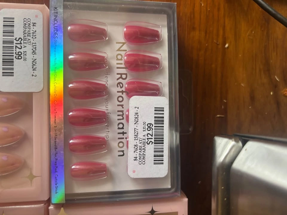 GLAMNETIC nails - photo 4