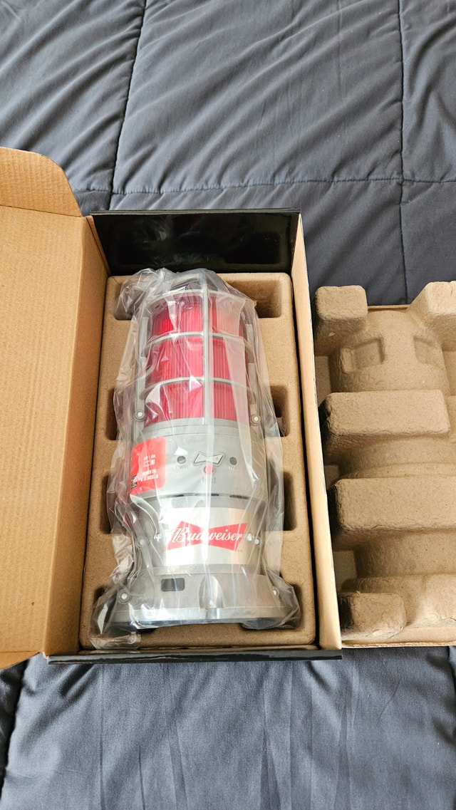 Budweiser goal light brandnew in box ! - photo 2