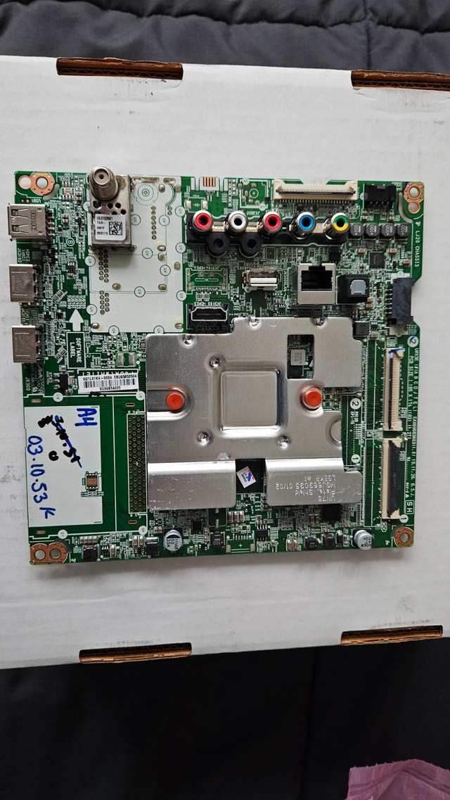 LG 43" TV Mainboard EAX69083603 (1.0)