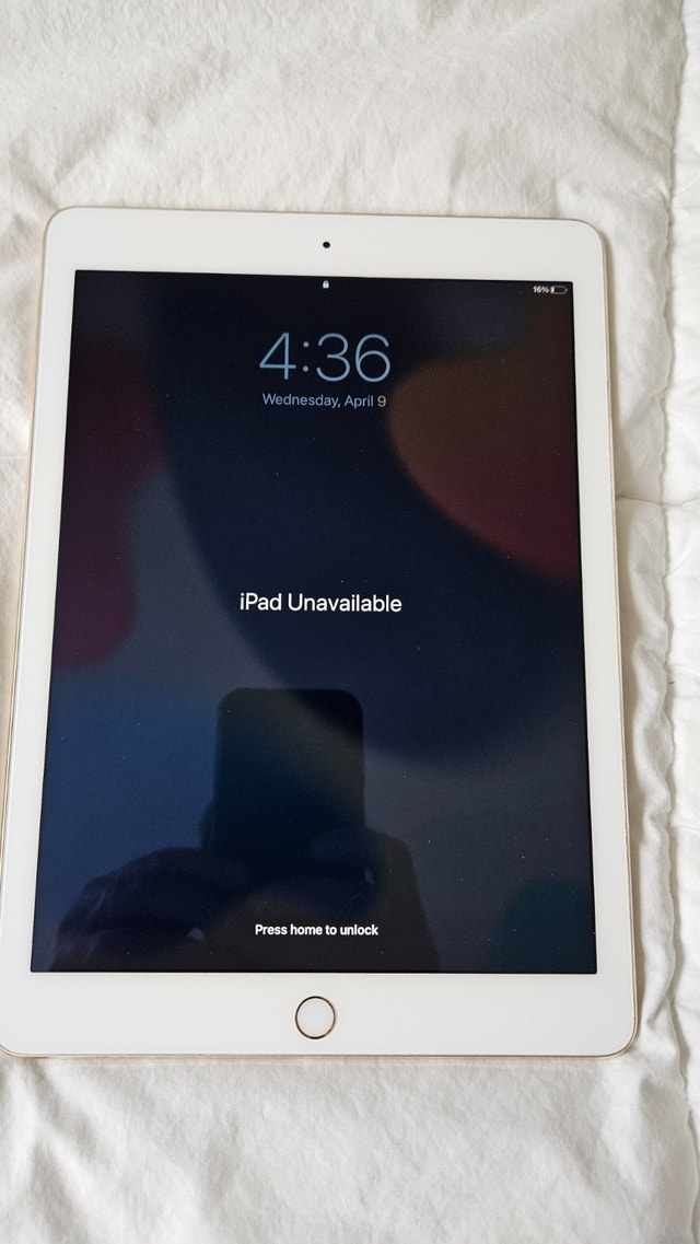 Apple iPad A1556 - Locked (Parts/Jailbreak) - photo 2