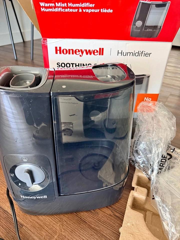 Honeywell HWM845BC Warm Mist Humidifier