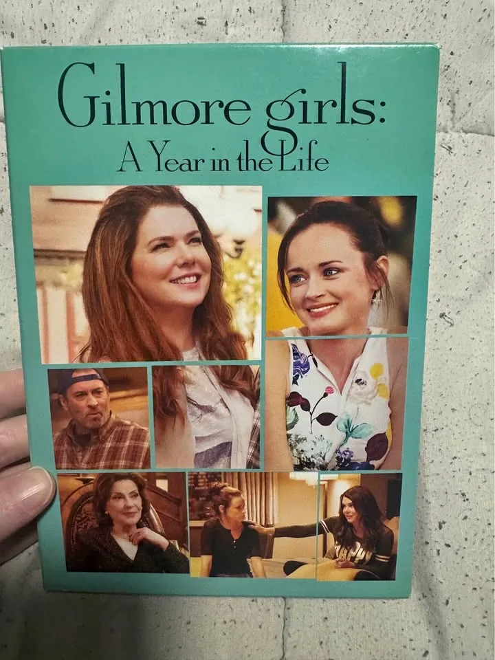 Gilmore Girls: A Year in the Life DVD thumbnail