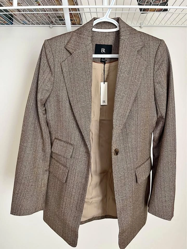 100% Italian Wool Blazer, Size 0, Regular