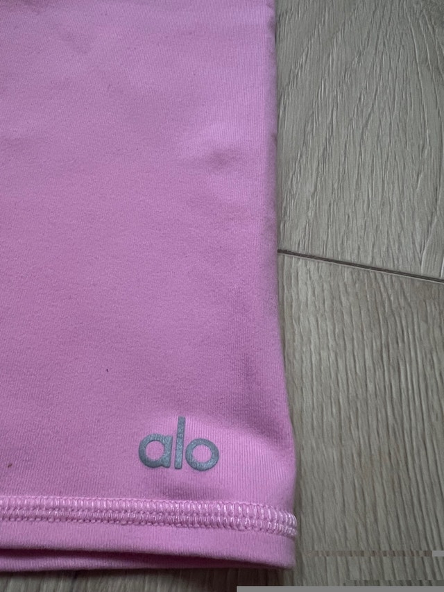 Alo Yoga 5" Airbrush Biker Short (Size S) - photo 3