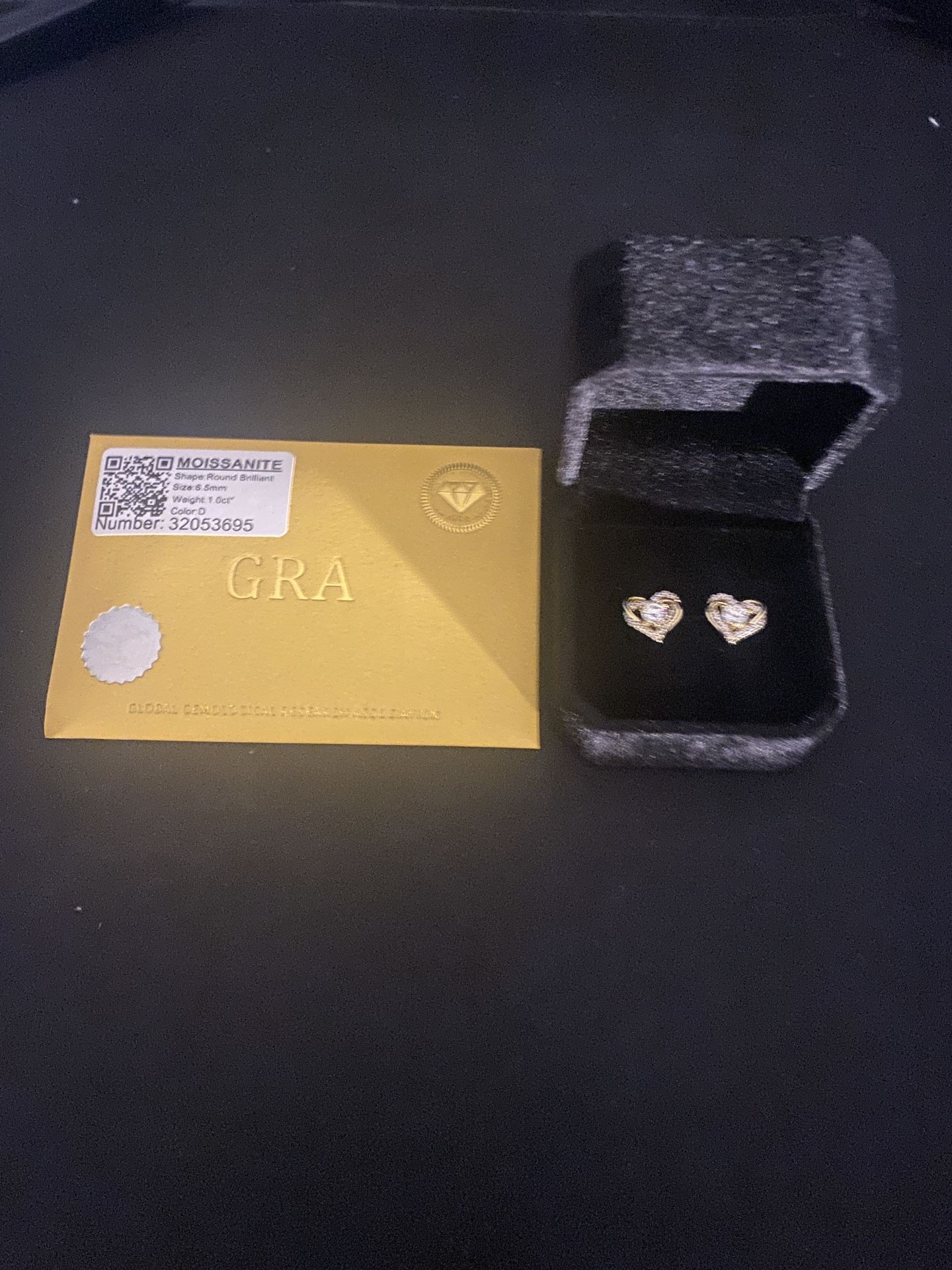 1CT Moissanite Heart Earrings 💎 925 Sterling Silver (Gold Plated