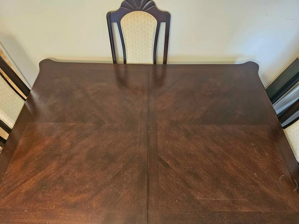 Dining Room Set With 18" Extender - photo 3