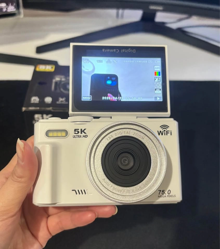 White Flip Screen Digital Camera 5K 75MP - photo 4
