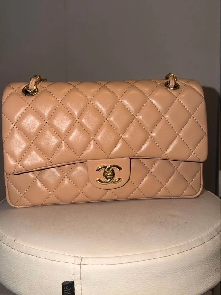 Classic Flap Size Medium (Vintage) - photo 2