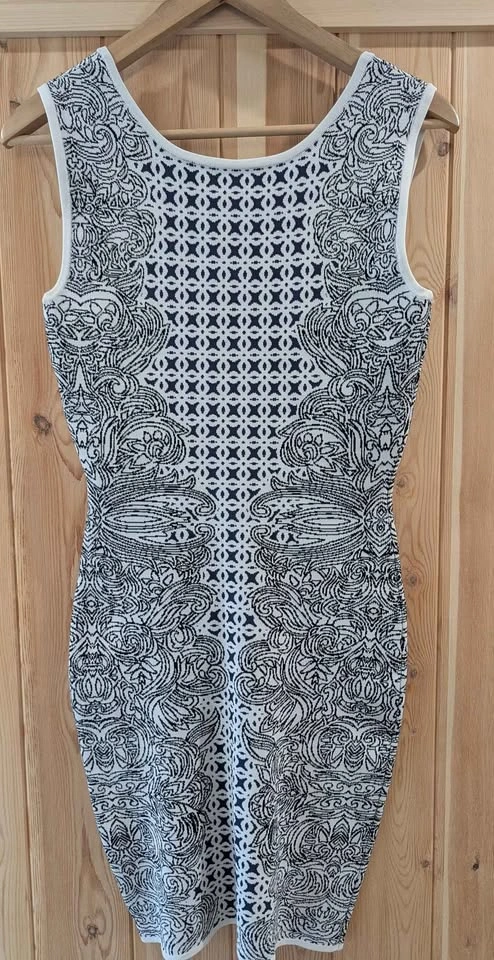 BCBGMAXAZRIA Black White Patterned Bodycon Mini Dress - photo 2