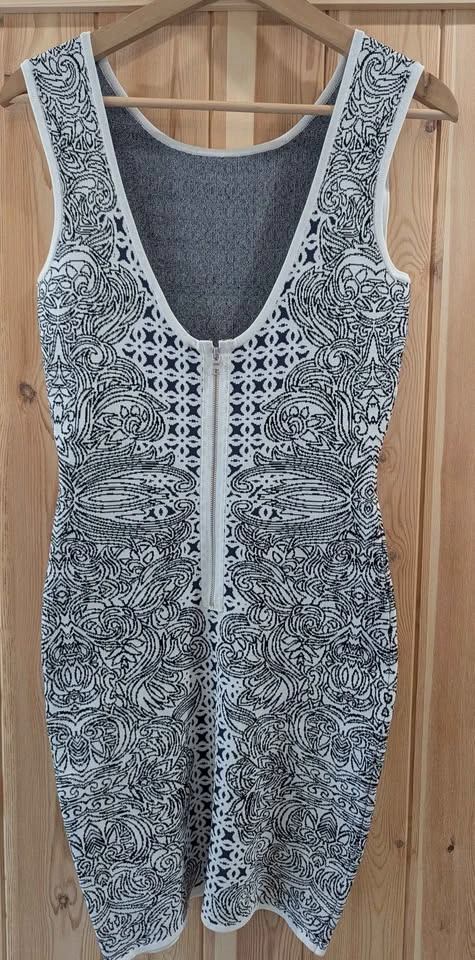 BCBGMAXAZRIA Black White Patterned Bodycon Mini Dress - photo 3