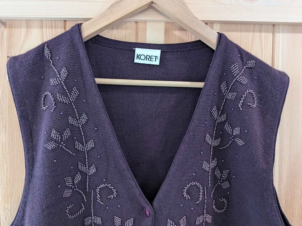 Vintage Koret Purple Beaded Sweater Vest Button Front Floral Det - photo 3