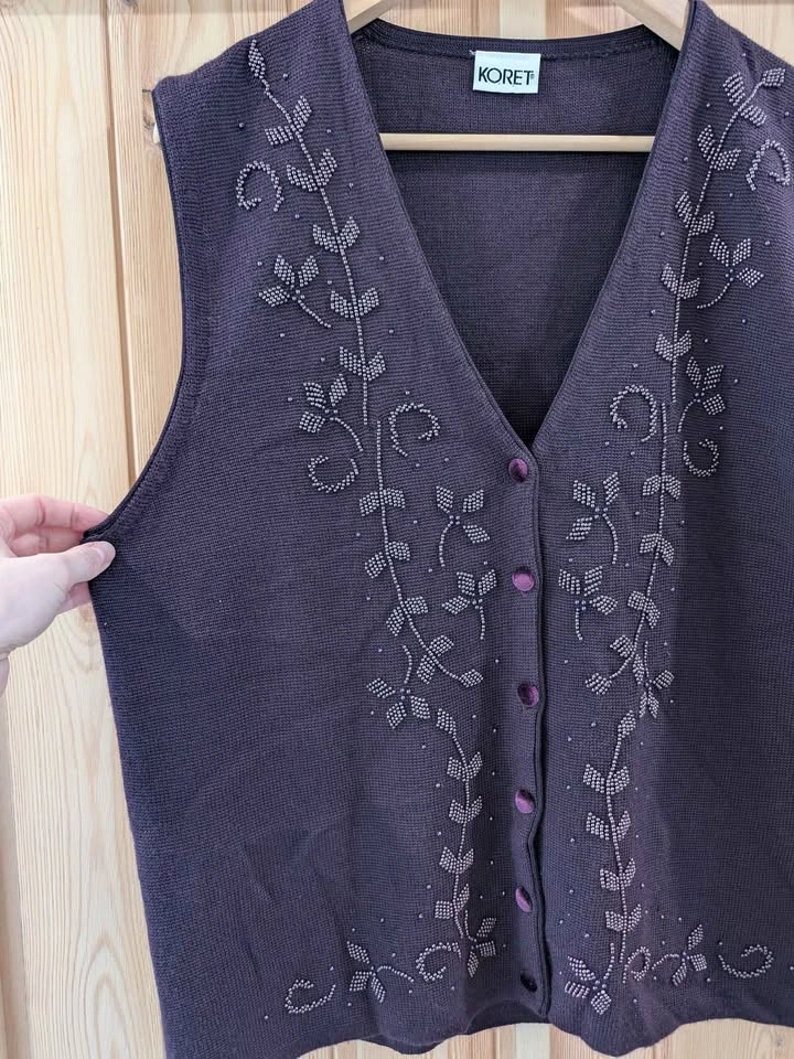 Vintage Koret Purple Beaded Sweater Vest Button Front Floral Det - photo 4