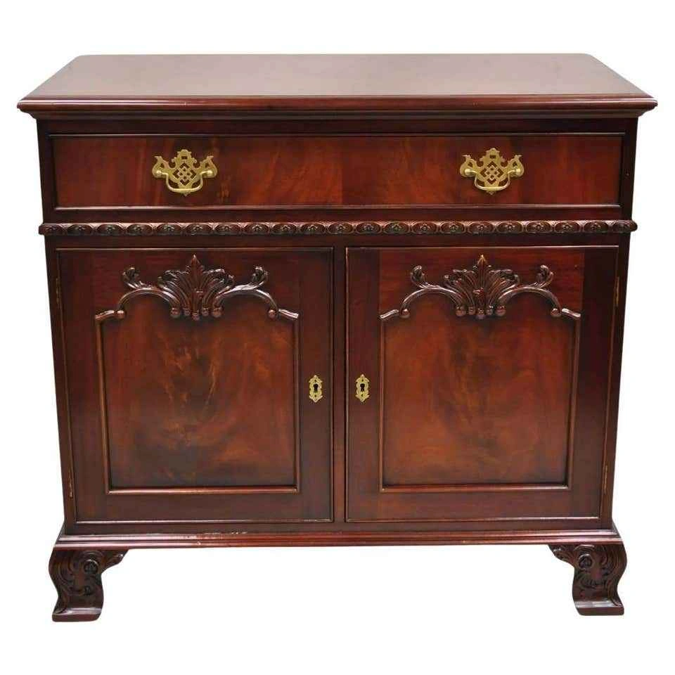 Antique Georgian Chippendale Mahogany Server/Cabinet - photo 2