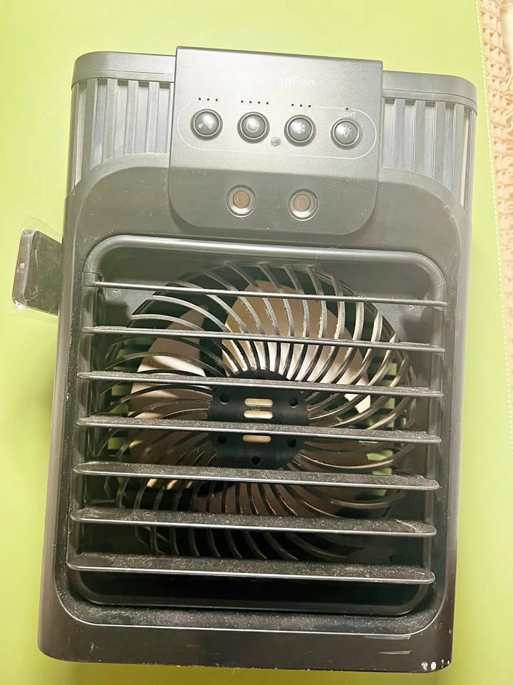 Portable USB Cooling Fan w/ Remote Model AB-1