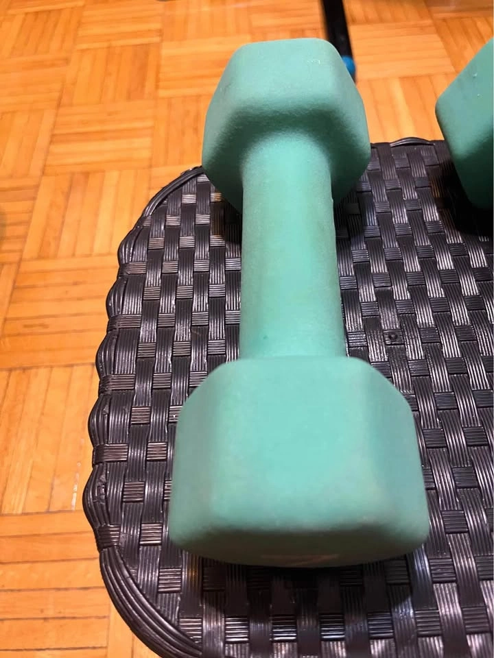 NEOPRENE 7-LB DUMBBELLS - photo 4
