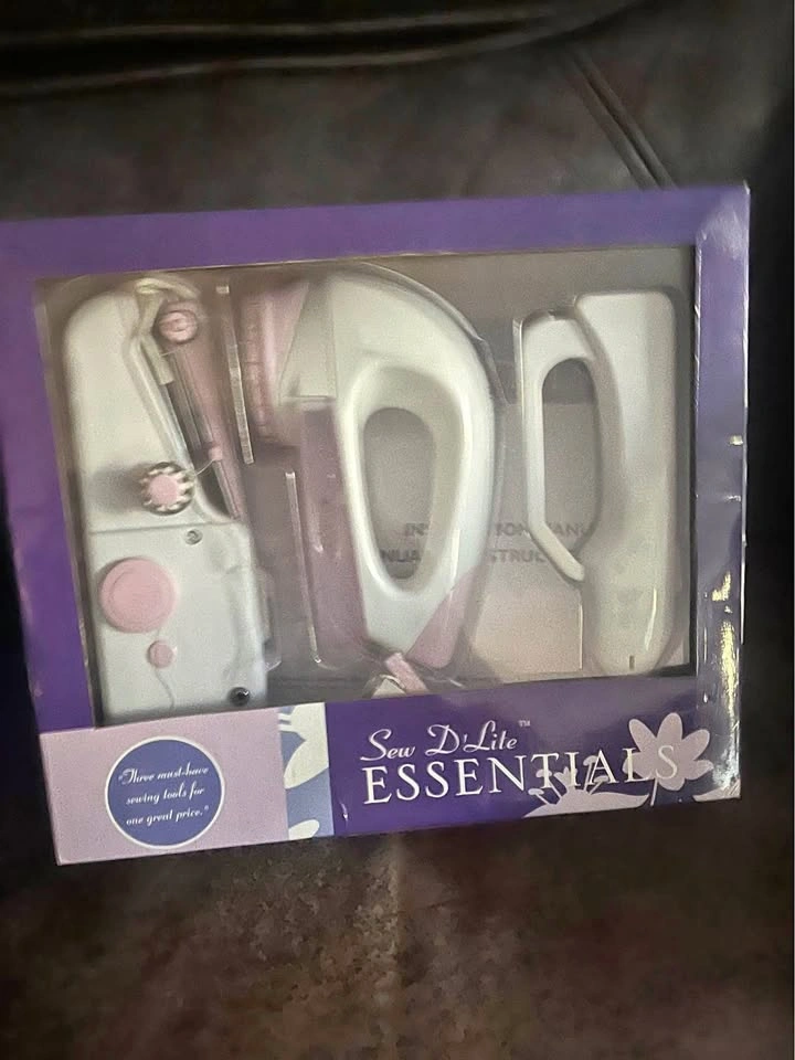 Dressmaker small sewing machine