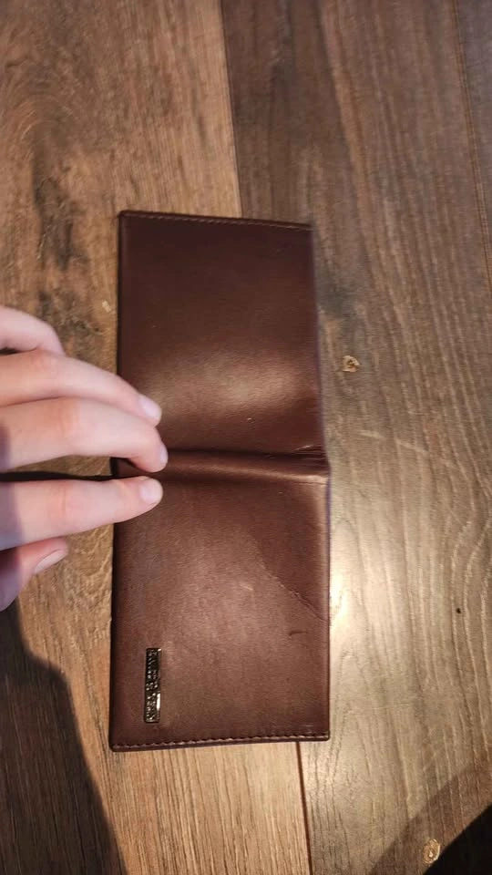 brown leather bifold wallet - photo 3