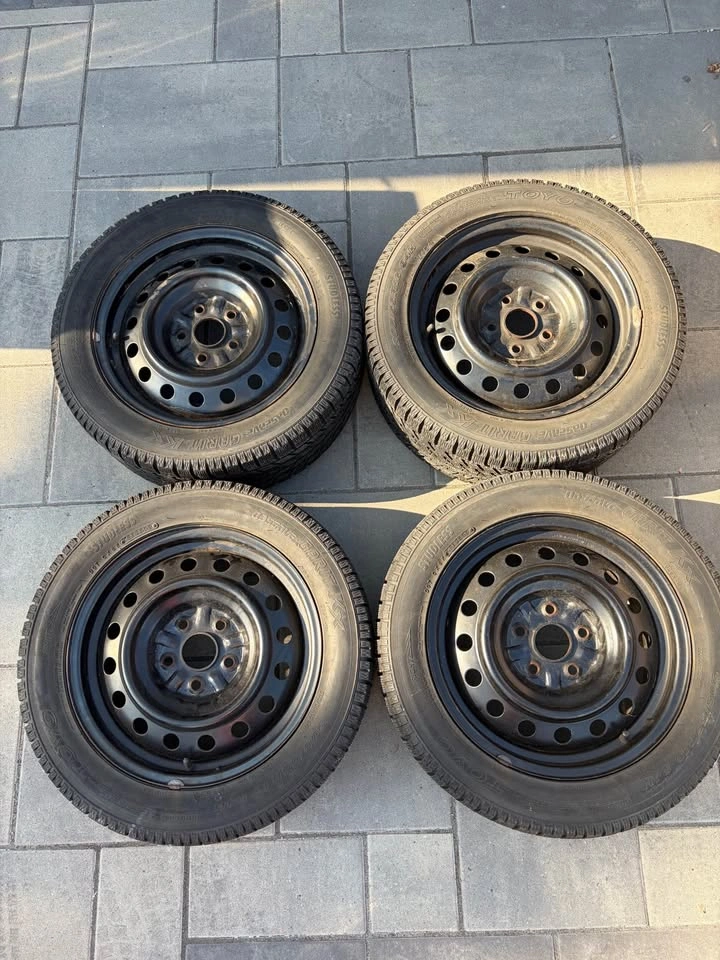 Set of 4 Toyo Winter Tires & Rims – 205/55R16 fitment: 5 114 - photo 2