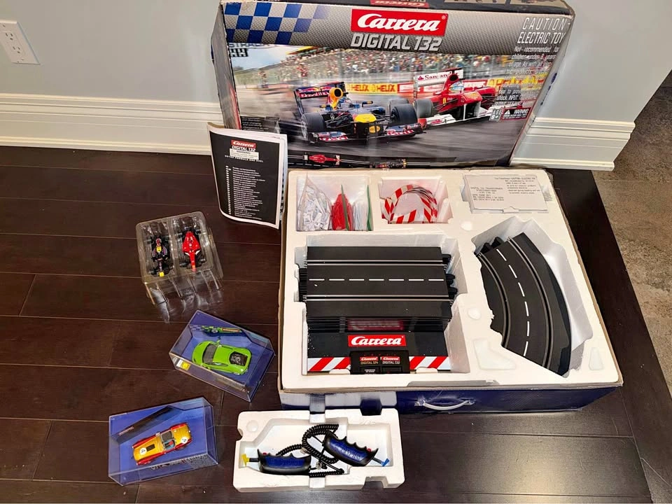 Carrera Digital 132 (Formula One) + 2 Cars