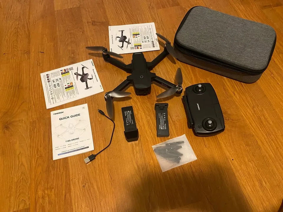 TEEROK T18S 4K GPS Drone - Spares/Case - $100 OBO image indicator(5)
