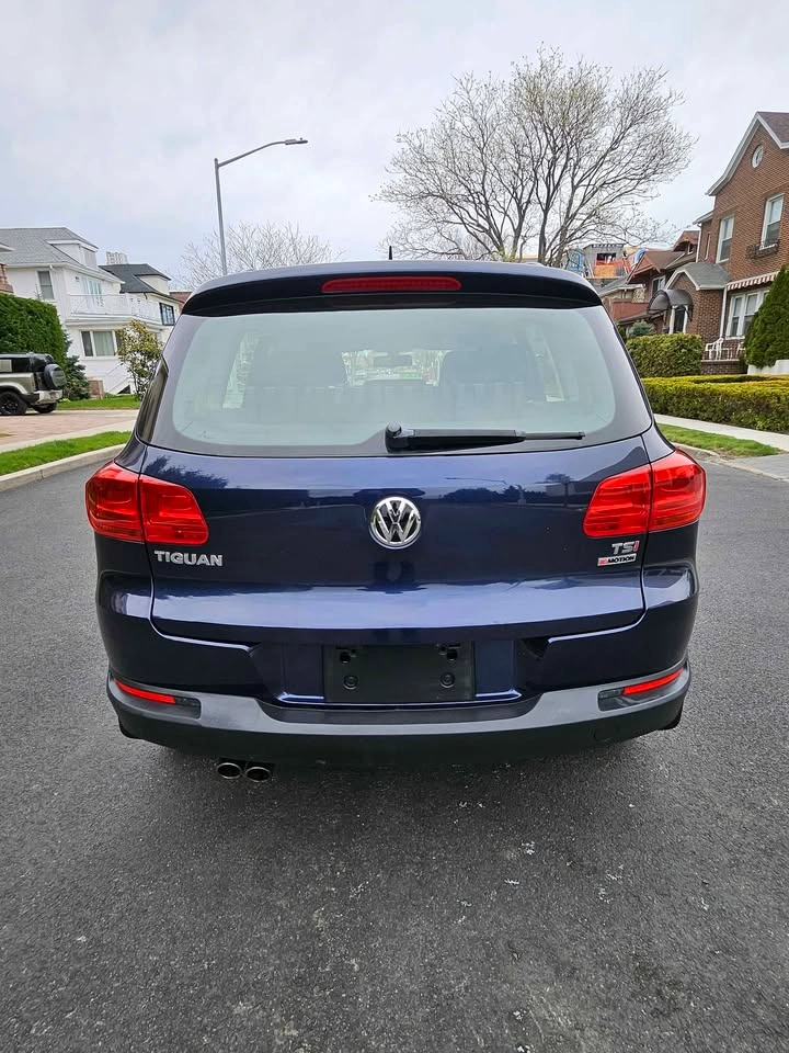 2015 Volkswagen Tiguan S AWD - photo 4