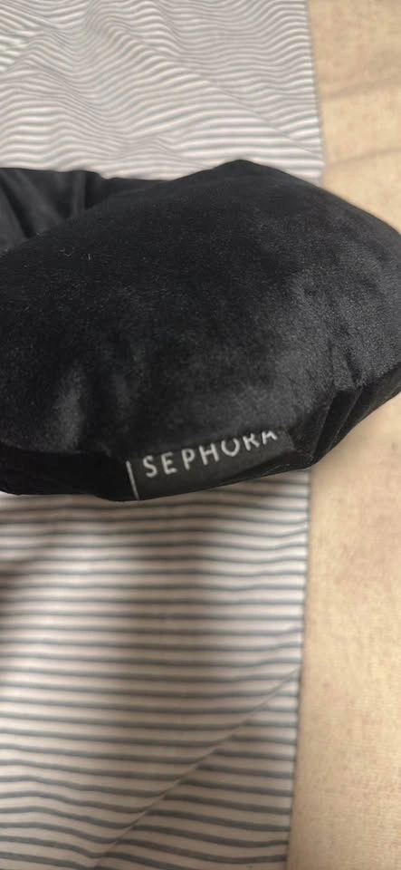 Sephora Inflatable Travel Neck Pillow - photo 2