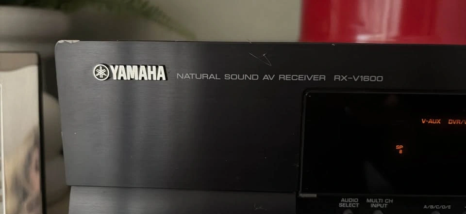 Yamaha Receiver - photo 3