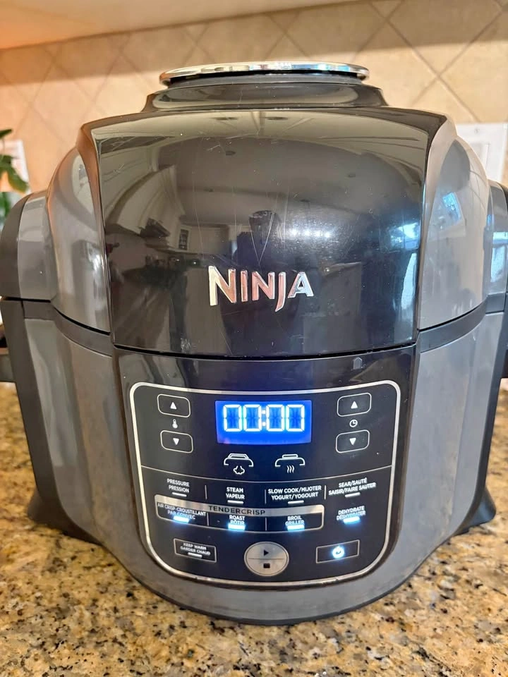 Ninja Foodi Airfryer/ Pressure Cooker XL