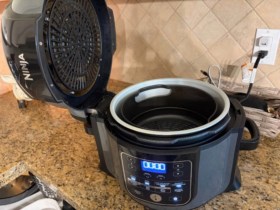 Ninja Foodi Airfryer/ Pressure Cooker XL - photo 2