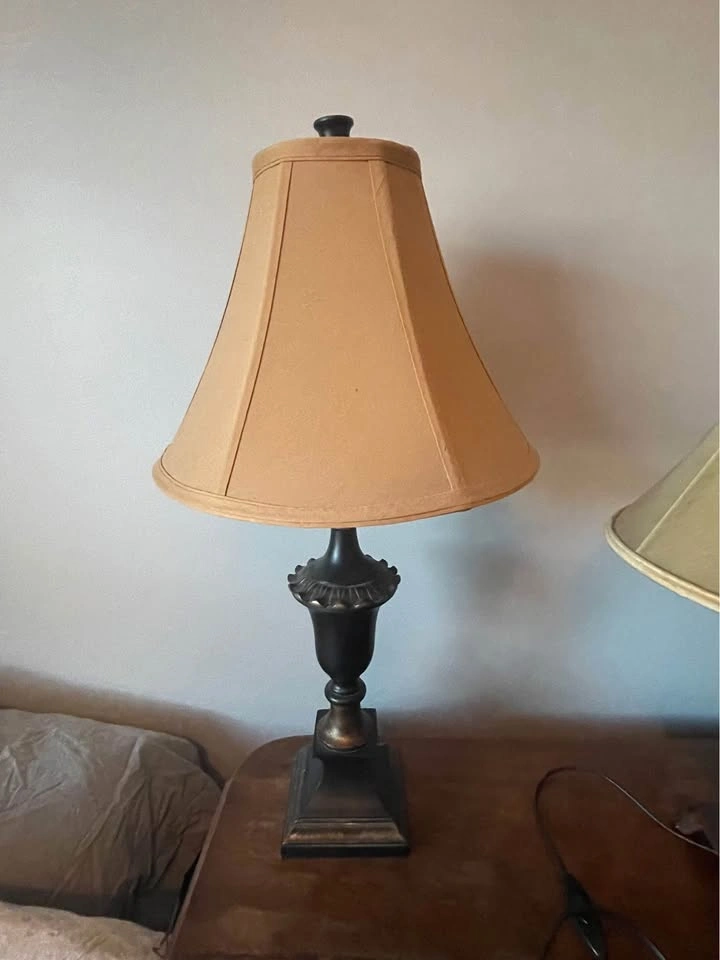 Modern Bedside Table Lamp