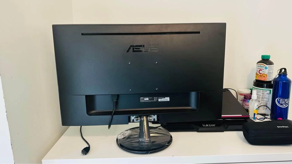 ASUS 27-inch FHD Gaming Monitor - photo 2