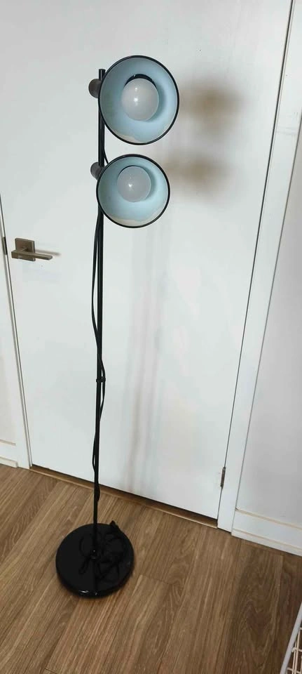 Floor lamp with led bulb - photo 2