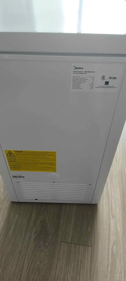 Midea 3.5 cu ft. Freezer White Compact Convertible - photo 4