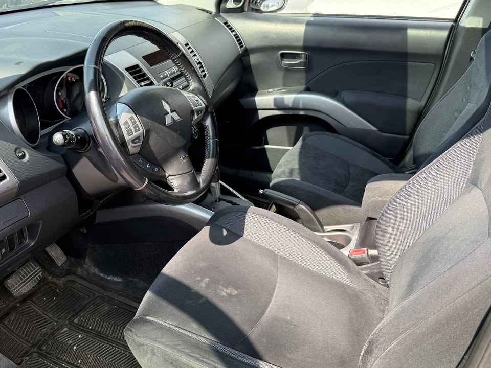 2008 Mitsubishi Outlander - photo 5