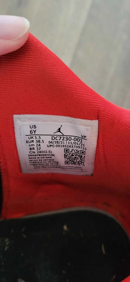 Jordan Flight Black Red Sneakers 6Y - photo 4