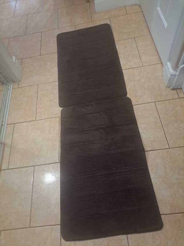 2 Brown Plush Memory Foam Bath Mats