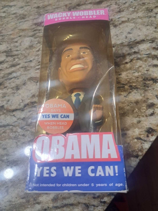 Bobble Head Obama Never Opened - photo 2
