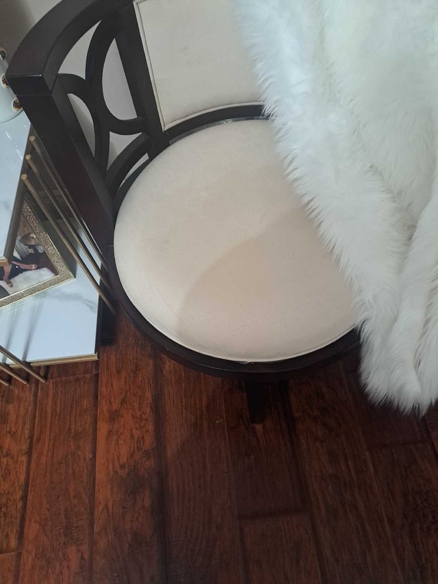 Set of occasional chairs..excellent condition