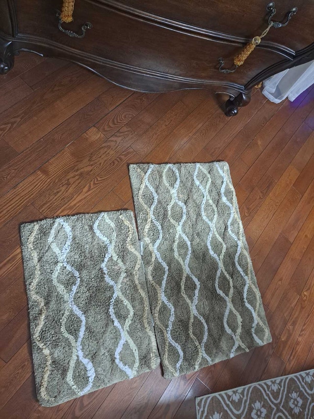 two piece bathroom set