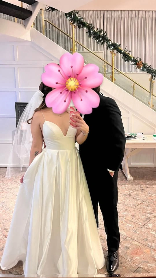 Wedding Dress - photo 4