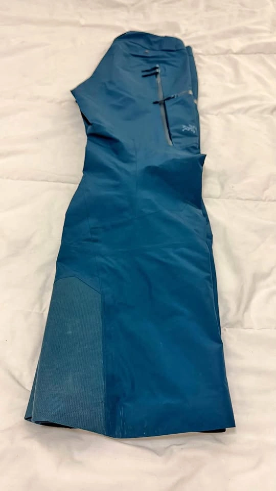 Arc'teryx Gore-Tex Pro Shell Pants - Men's Small, Toronto
