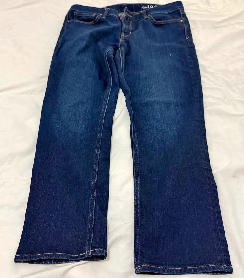 GAP 1969 "Real Straight" Premium Denim, Men, downtown Toronto