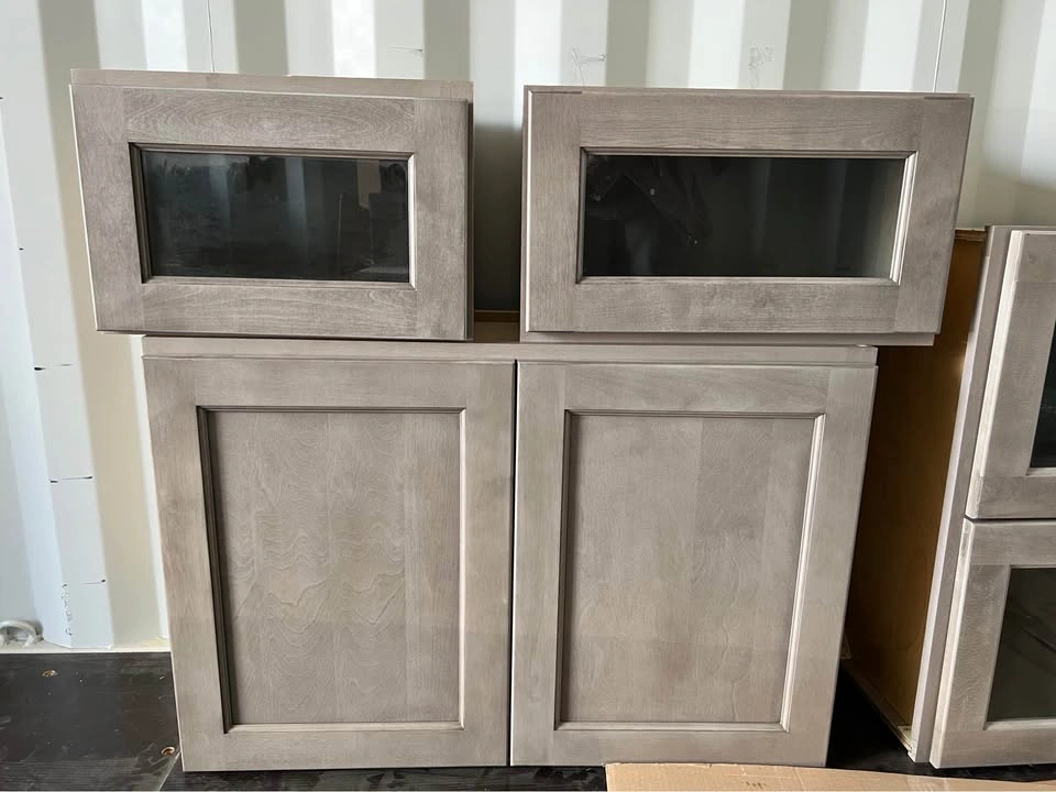 Kitchen cabinets brand new. - photo 2