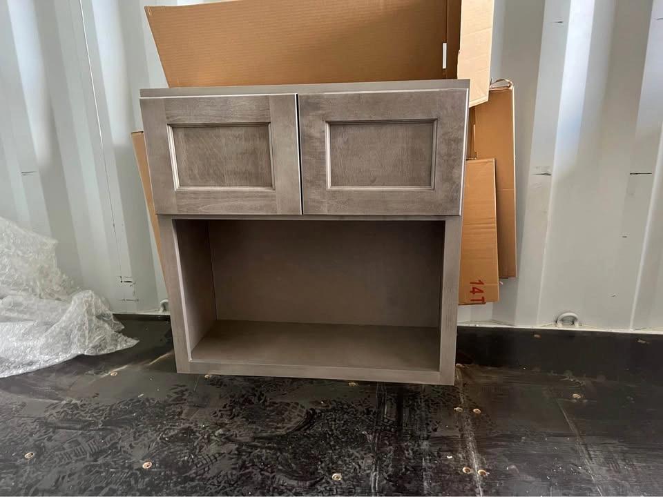Kitchen cabinets brand new. - photo 3
