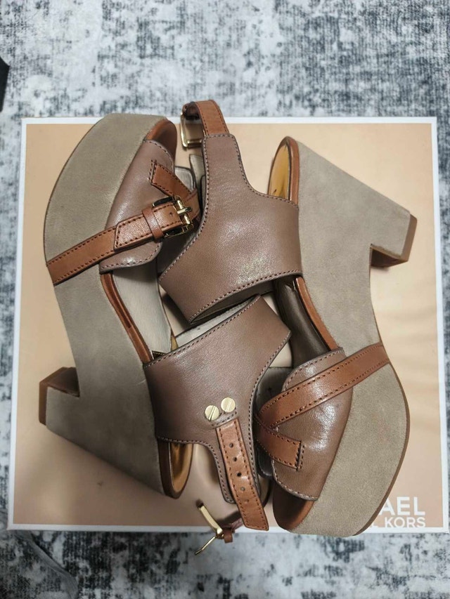 Michael Michael Kors Oksana Sandals - photo 2